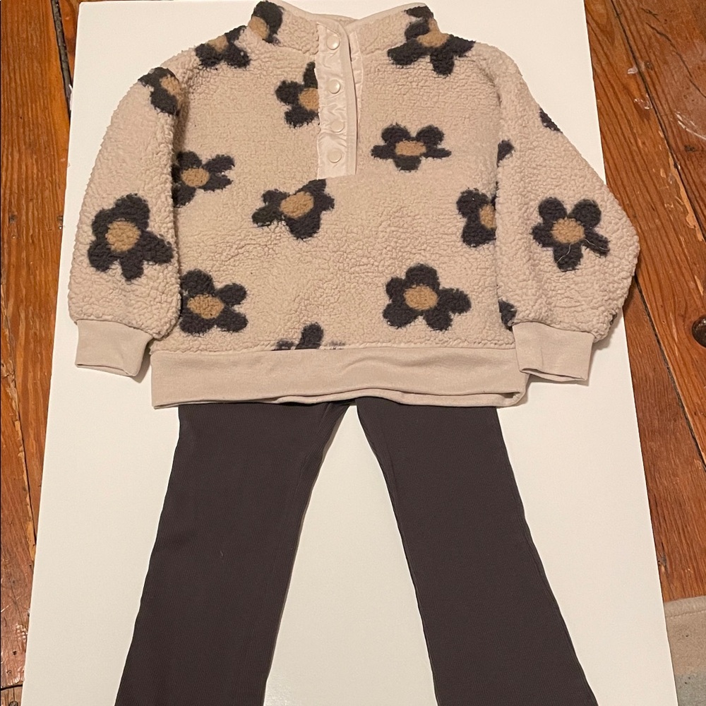 Carter’s Toddler Girl 4T Floral Fleece Pullover & Gray Pull Up Pants Set